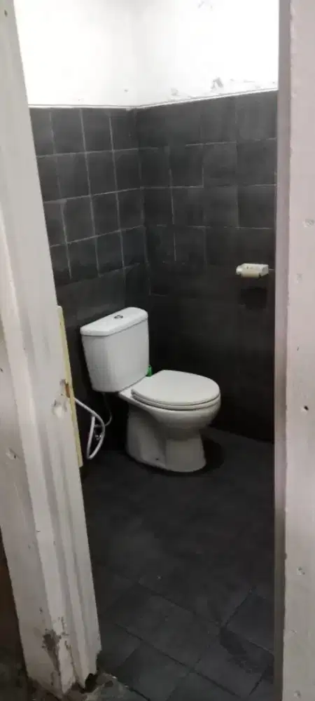 Disewakan gudang di jl.Bidadari, Seminyak - Thumbnail 10