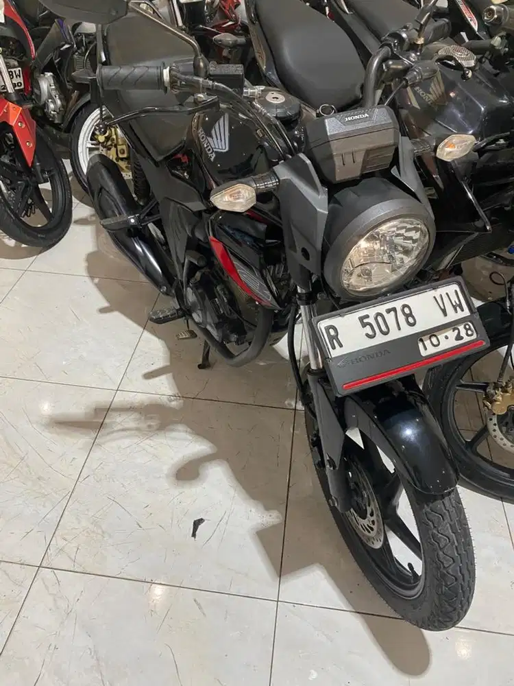HONDA CBVERZA 150 CC 2018
