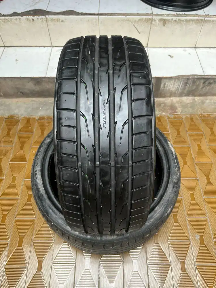 Ban Dunlop DZ102 225 40 r18 1Pcs