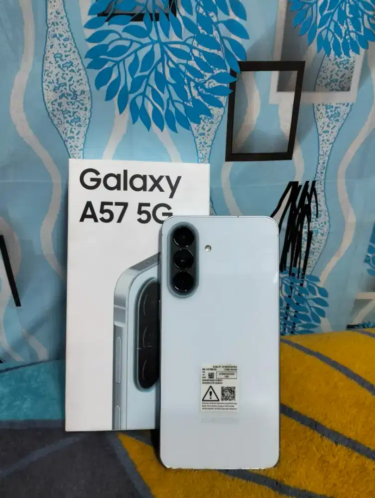 Samsung a57 5g 12/256 baru sebulan
