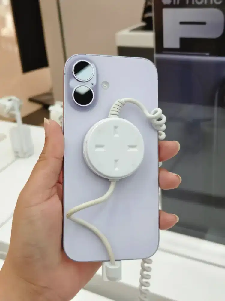 CICILAN IPHONE 17 256 GB PROMO BUNGA RINGAN