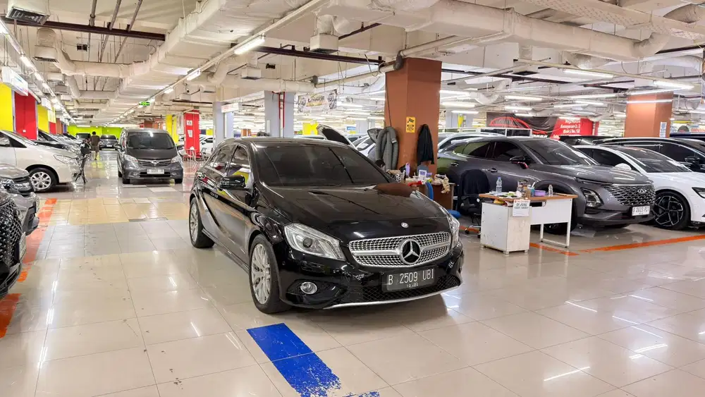 Mercedes-Benz A200 2014