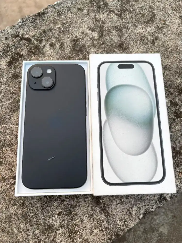 iPhone 15 128 Black Resmi Digimap