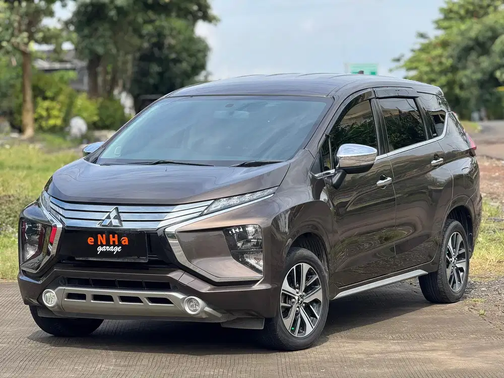 Mitsubishi XPANDER ULTIMATE 1.5 A/T 2019.. eNHa garage Semarang..