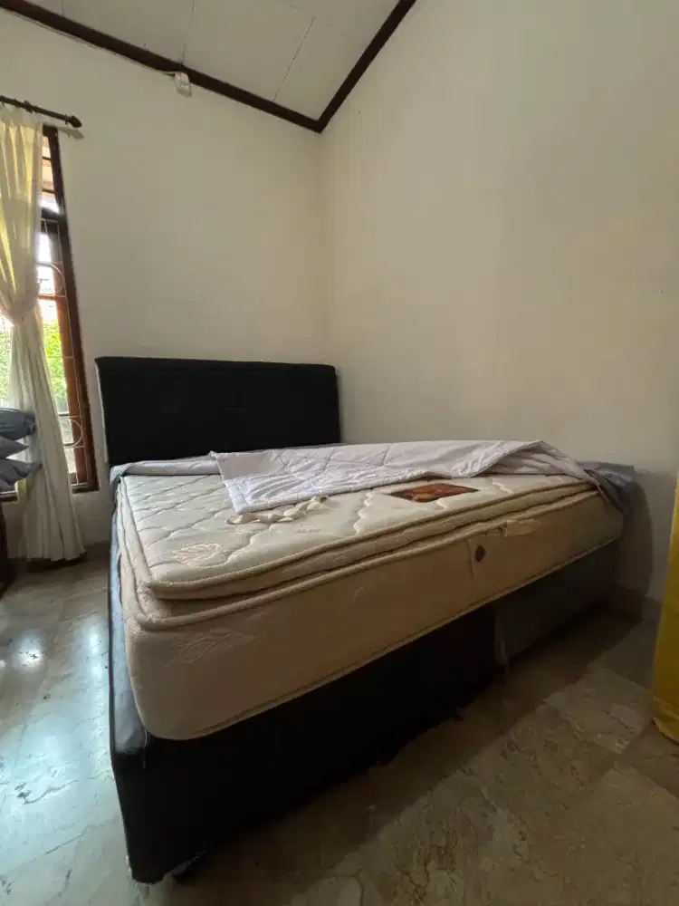 Spring bed bekas lengkap