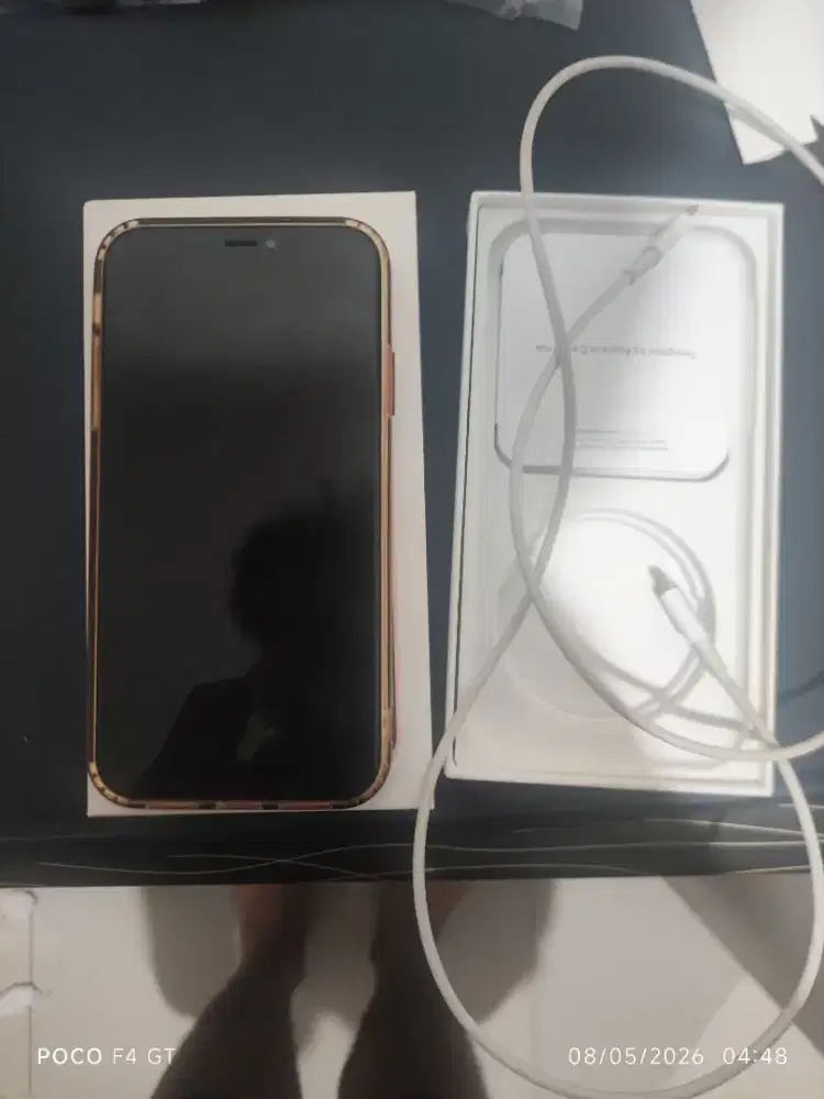 Iphone Xr 64gb min batre