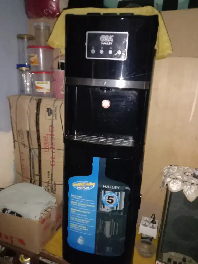 Dispenser galon bawah