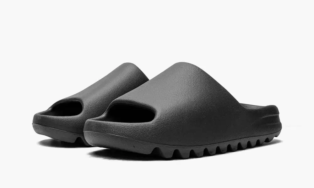 Yeezy Slides Onyx US 8 EU 41