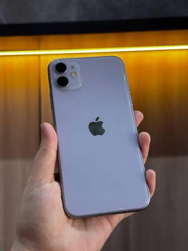 Dijual iPhone 11 256gb sinyal all operator