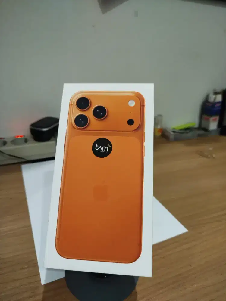 iPhone 17 Pro Max 256GB Cosmic Orange BNIB iBox Belum Aktivasi