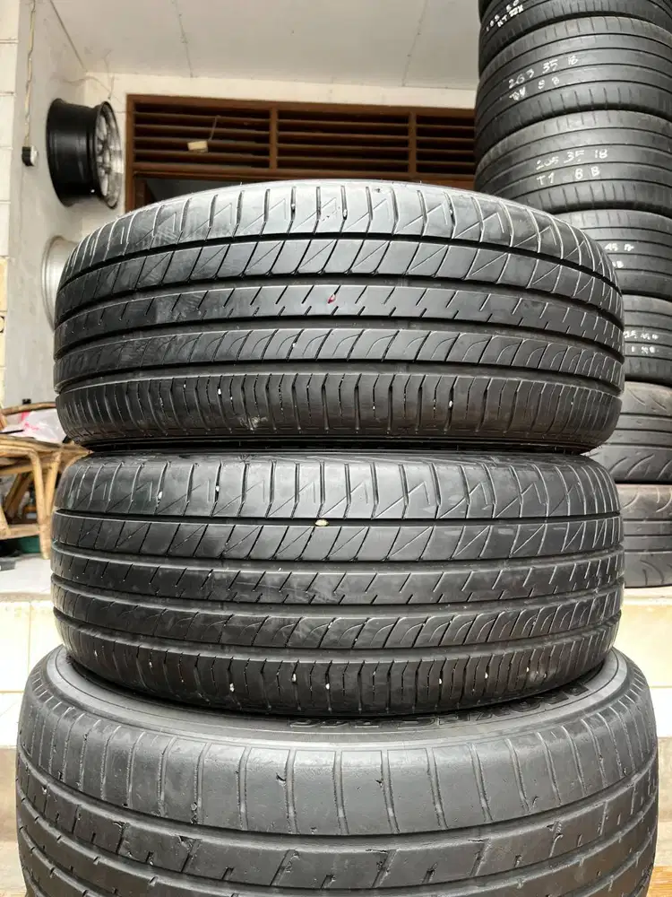 Ban Dunlop SP Sport LM705 215 55 R17 2Pcs