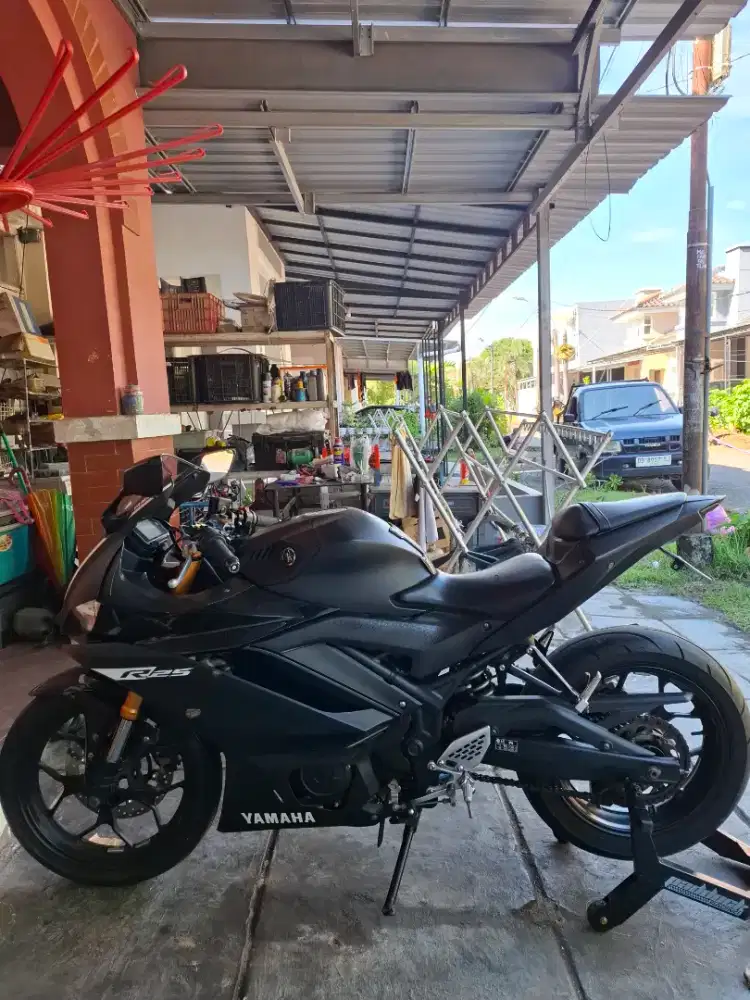 Yamaha R25 V2 2019