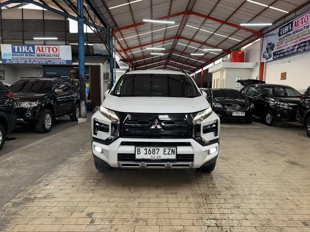 Mitsubishi Xpander X-Pander Cross AT CVT MATIC Premium Package 2023
