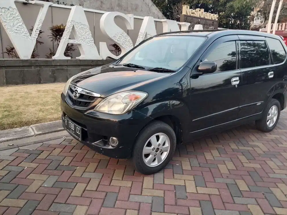 Daihatsu Xenia 2009 Bensin