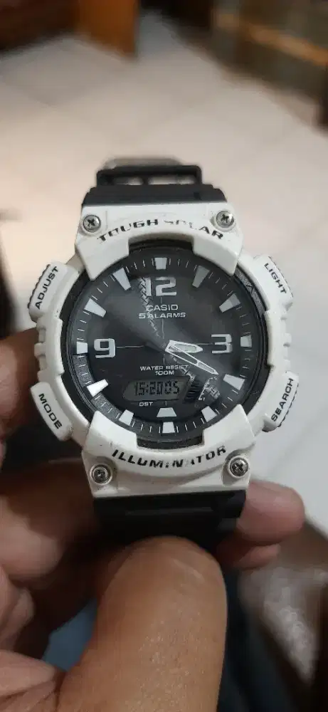 Casio tough solar s810w