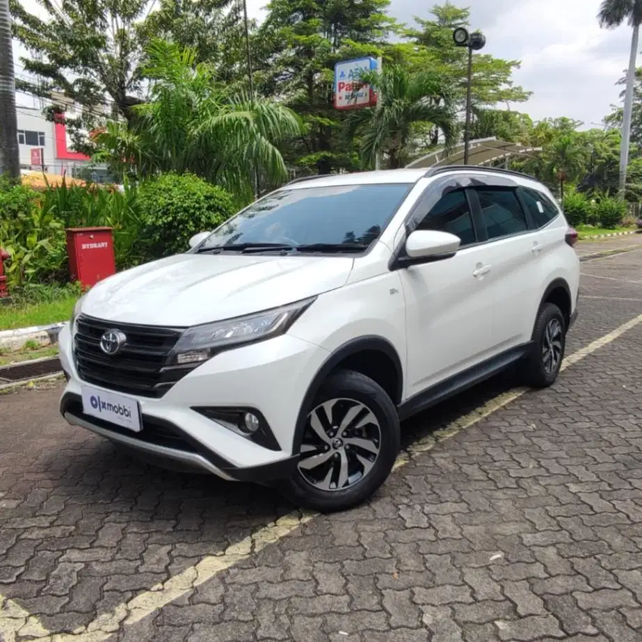 Cash dan Credit Toyota Rush AT 2019 4BJ