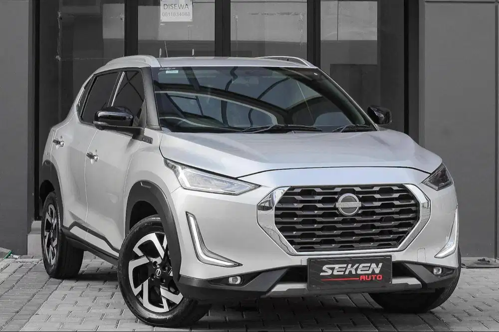 Nissan Magnite Premium 1.0 Turbo CVT AT Matic 2021 Merah Hitam,