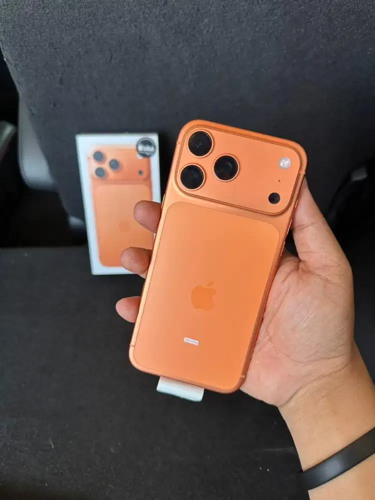 iPhone 17 Pro Max 256 Orange iBox BH 98% CC 170 On Desember 2026