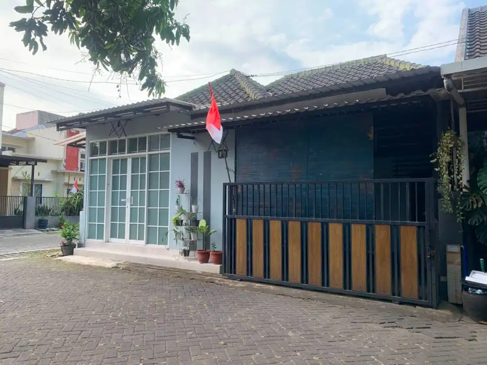 Rumah strategis hook dekat dengan suhat di cengger ayam malang
