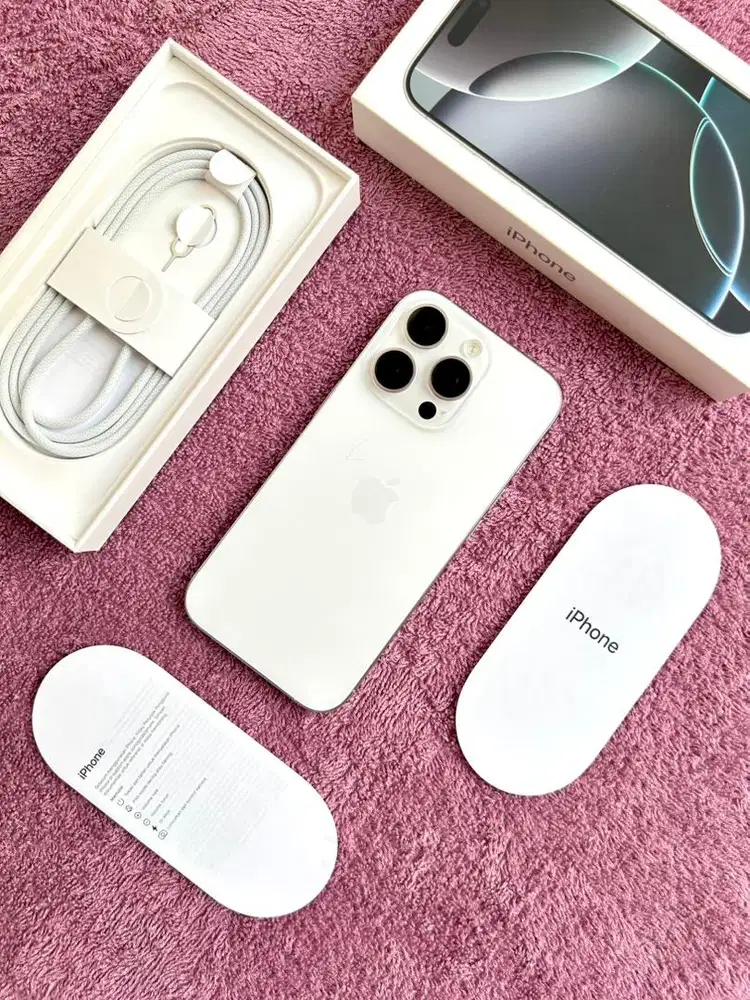iPhone 16 Pro 128Gb White iBox