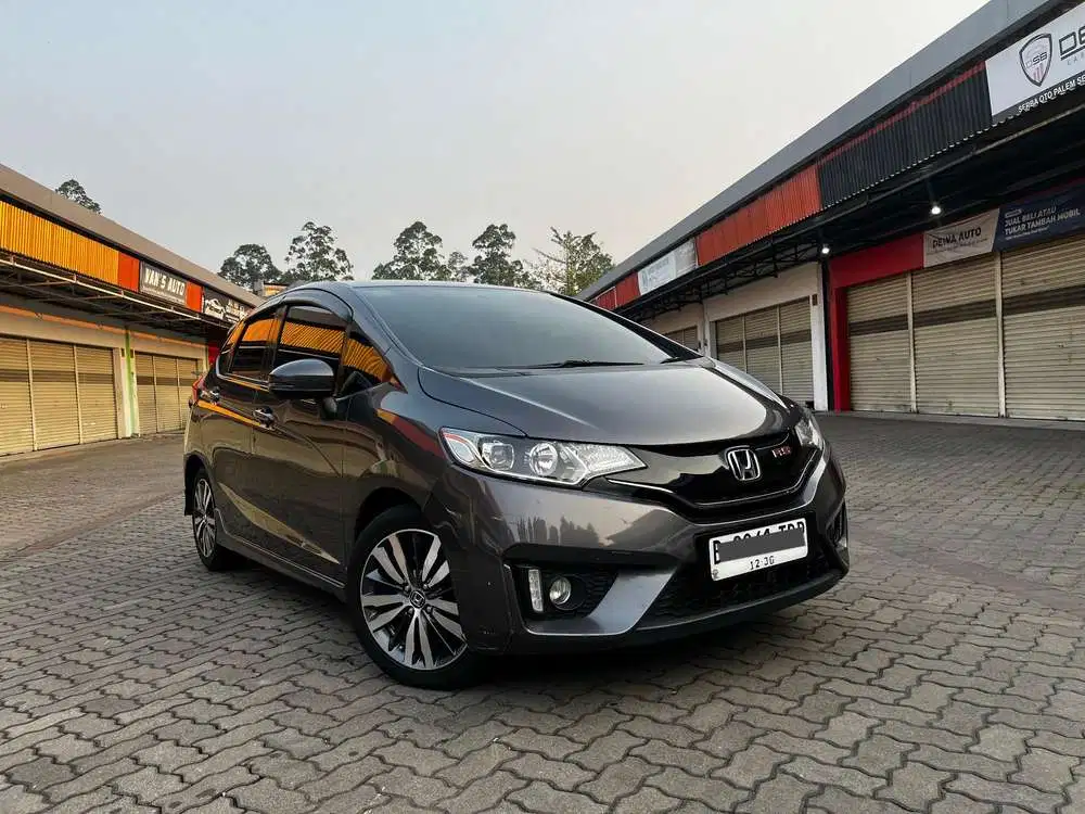 Honda Jazz Rs 2015 DP 10 JT