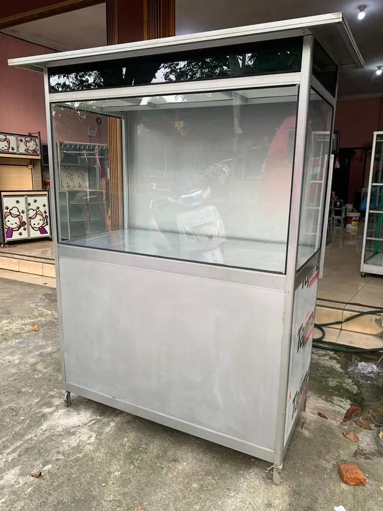 Etalase gerobak alumunium bekas 120cm