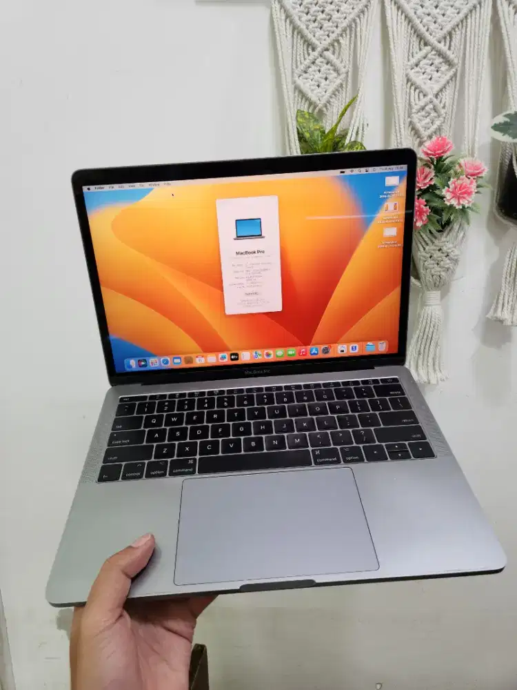 Macbook pro 2017 i5 8/128