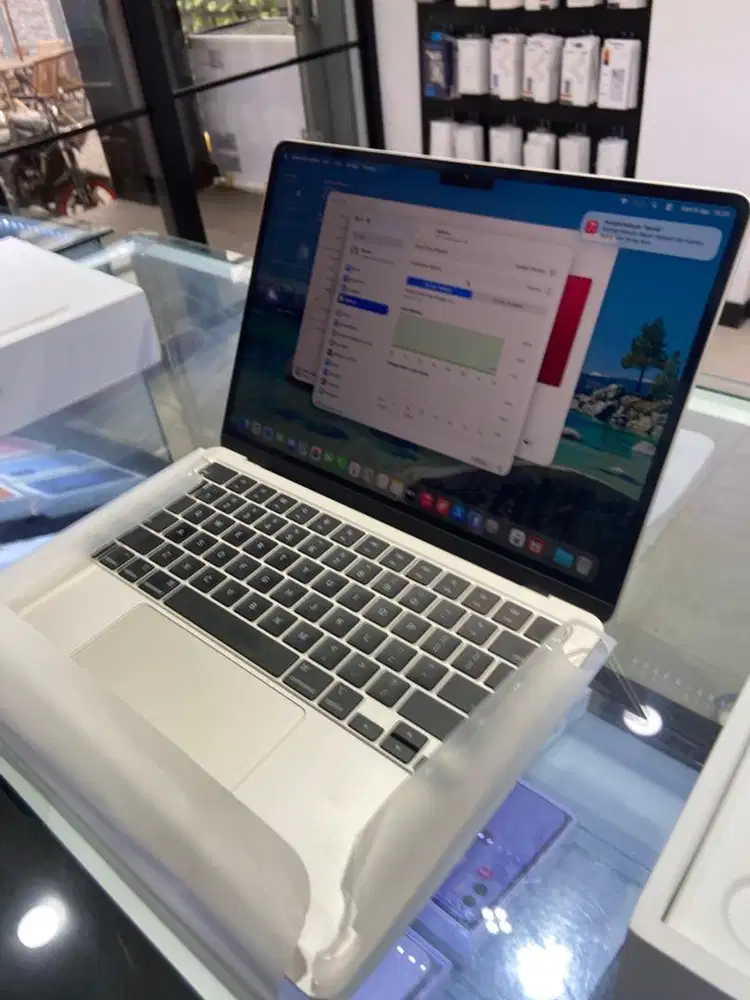 Macbook Air M2 16/256GB Like New Joss