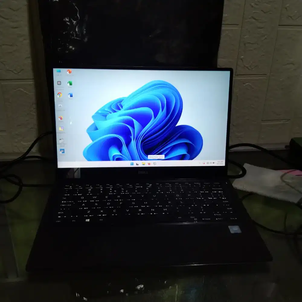 Dell xps 13 core i7 ram 16gb SSD nvme 512gb touchscreen normal
