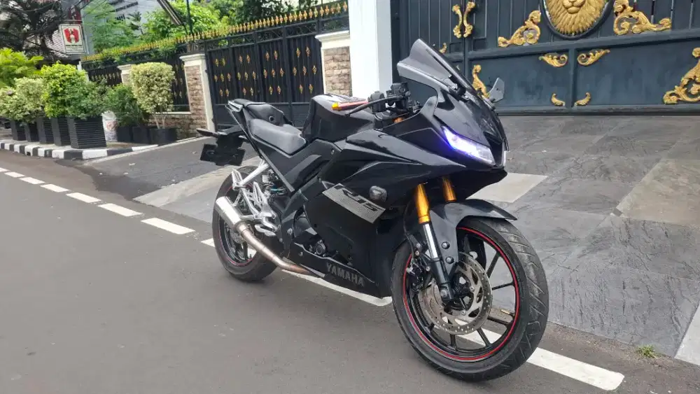 YAMAHA R15 V3 2018 GRESS