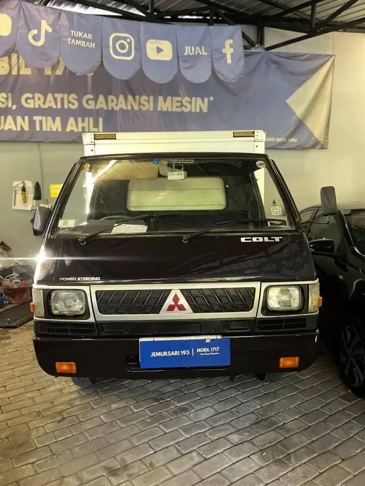 MITSUBIHSI 2006 L300 PICK UP BOX 2.5 MT
JL.RAYA JEMURSARI MOBIL 1717