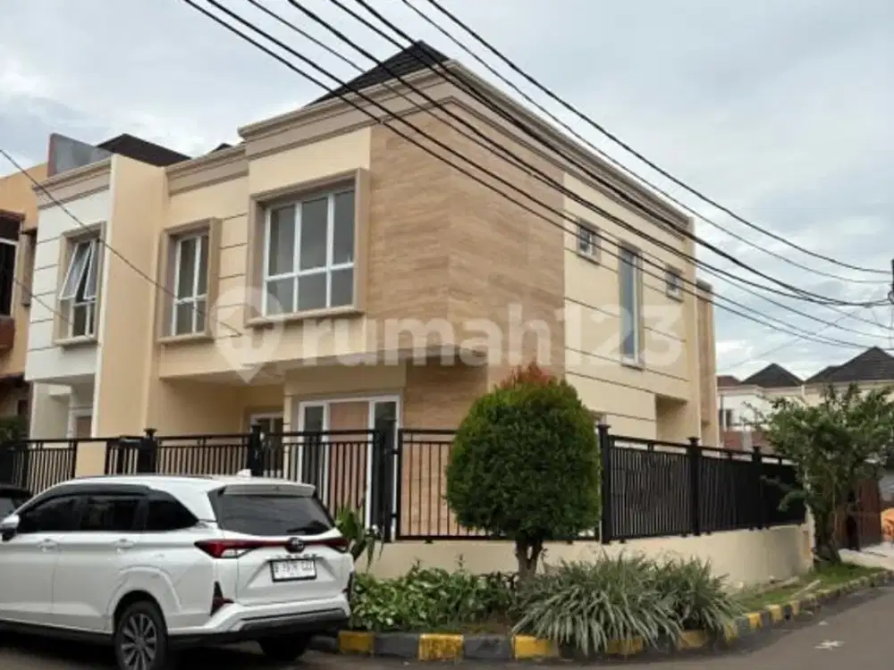 Dijual Rumah Hoek Baru Siap Huni Sektor 7A - Summarecon Serpong