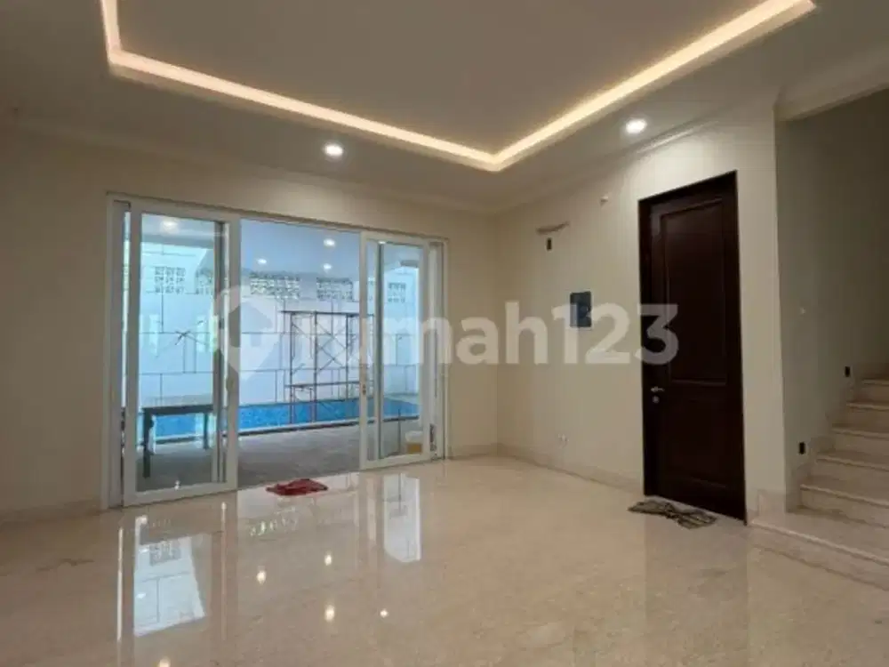Dijual Rumah Mewah di Alam Sutera Semi Furnished