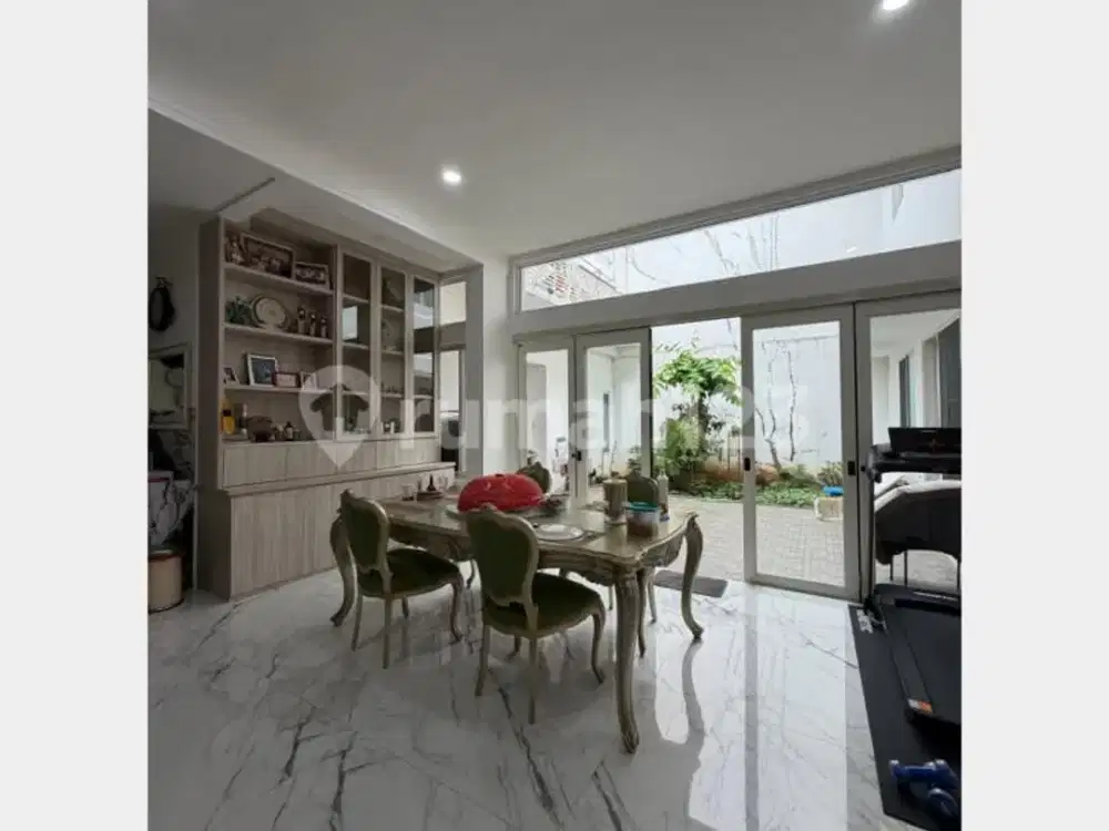 Jual Rumah di Alam Sutera, Menarik, Harga Terjangkau, Cantik