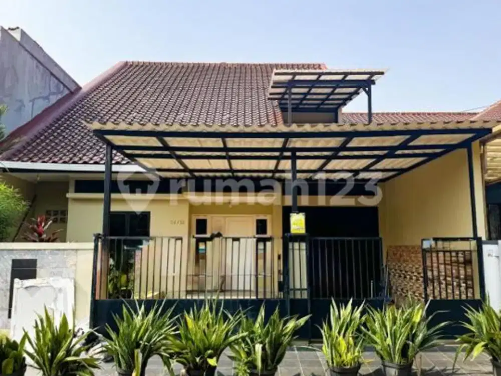 Dijual Cepat Bu Rumah 2,5 Lantai Siap Huni di Kencana Loka