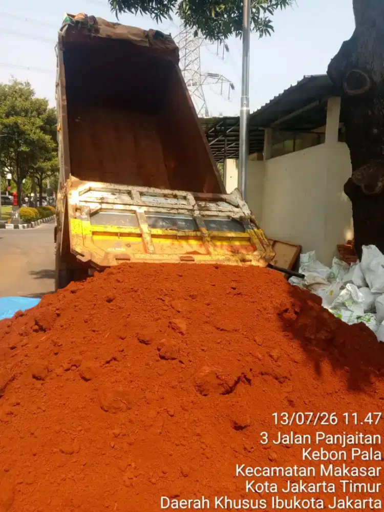 Tanah merah tanah urugan terdekat paling murah