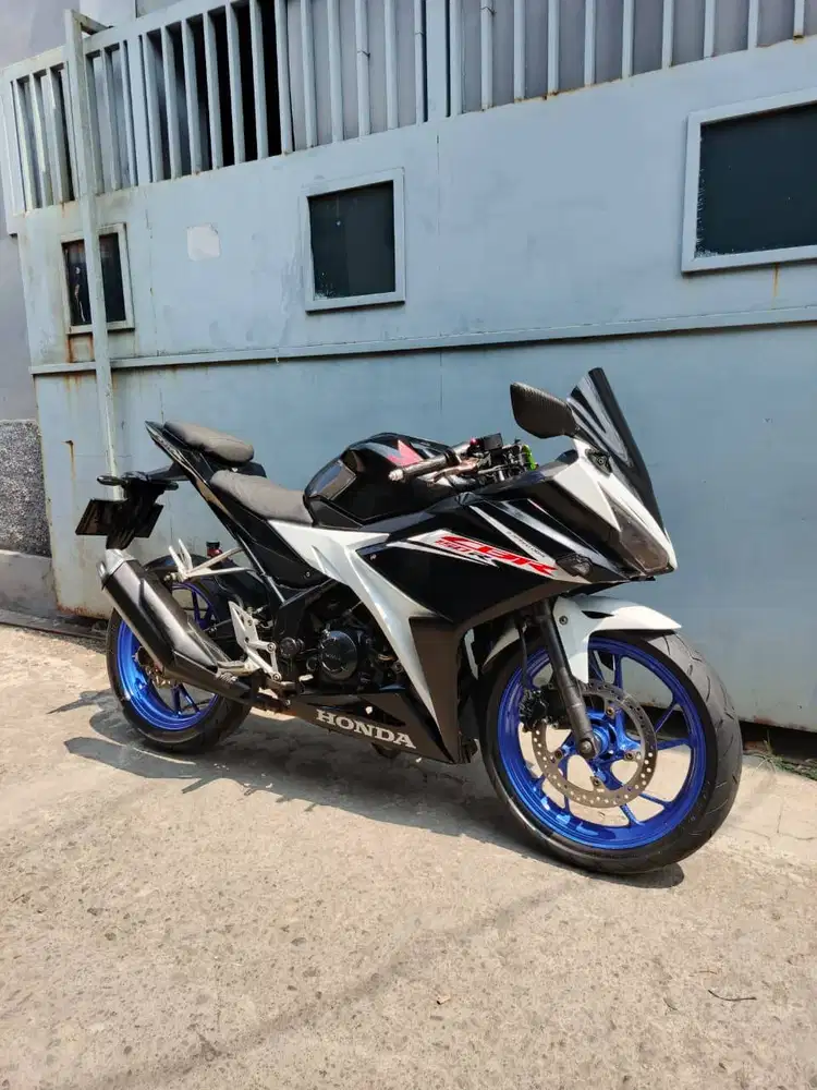 CBR 150R 2017, Pajak panjang