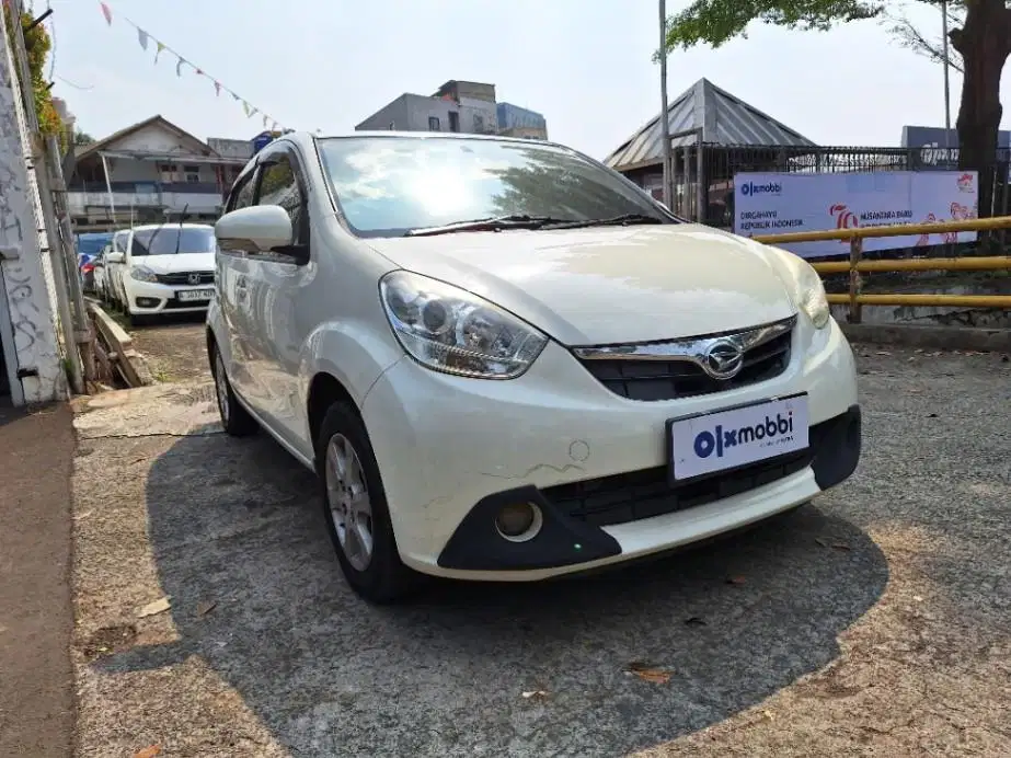 DP MURAH Daihatsu Sirion 1.3 D Bensin-MT 2014  C1XJD