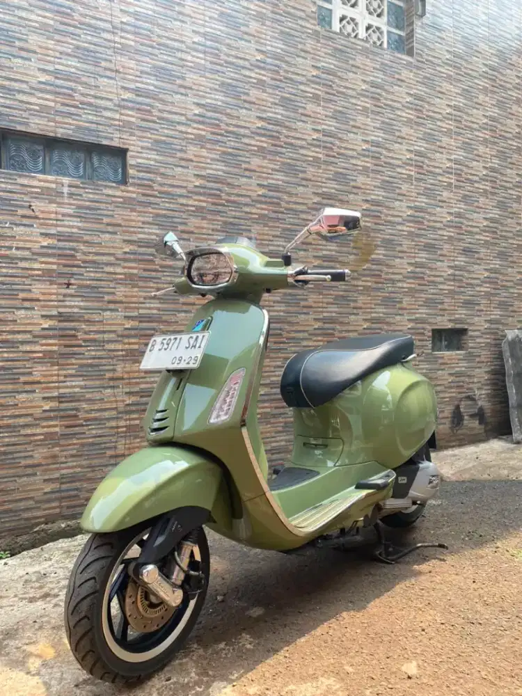 Vespa Sprint 150 I-get ABS Green Tenace 2024