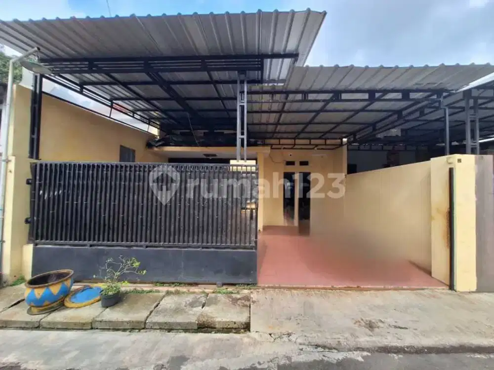 Rumah Strategis Pusat Kota Slawi