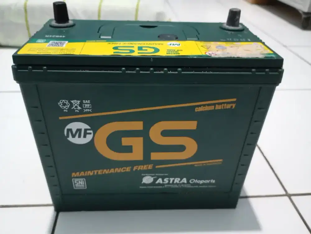 JuaL accu bekas seperti baru 12volt45ampere