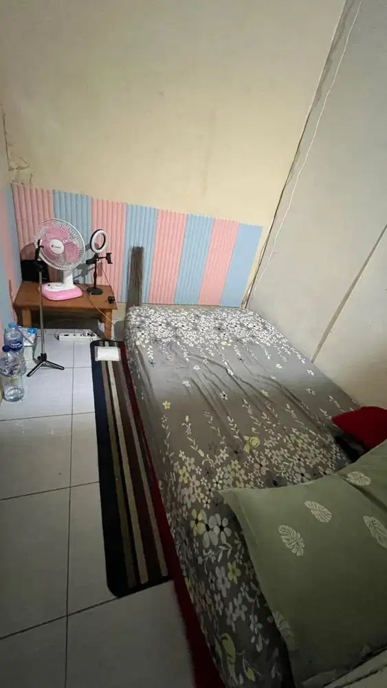 Perlengkapan kamar tidur