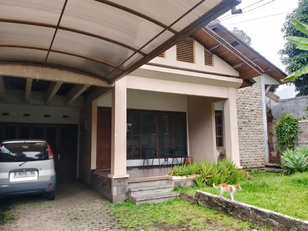 Jual cepat rumah hitung tanag lokasi premium di setrasari