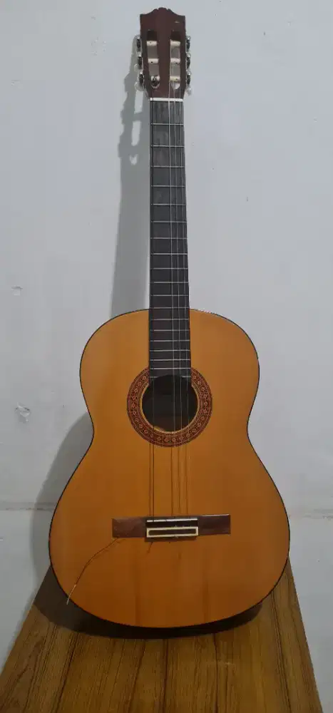 Gitar classic Yamaha type C 350