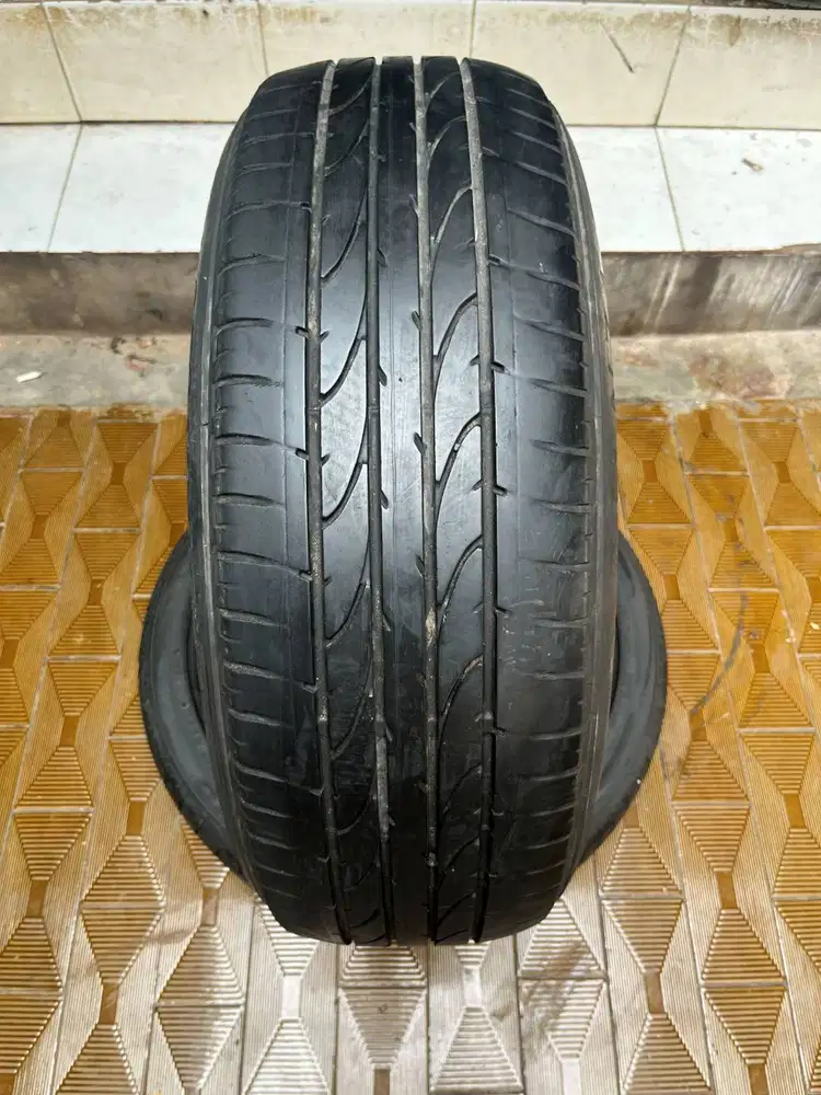 Ban Bridgestone Alenza 215 60 r17 1Pcs