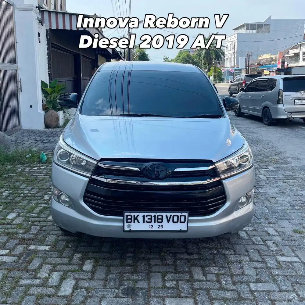Innova Reborn V Diesel 2019 A/T