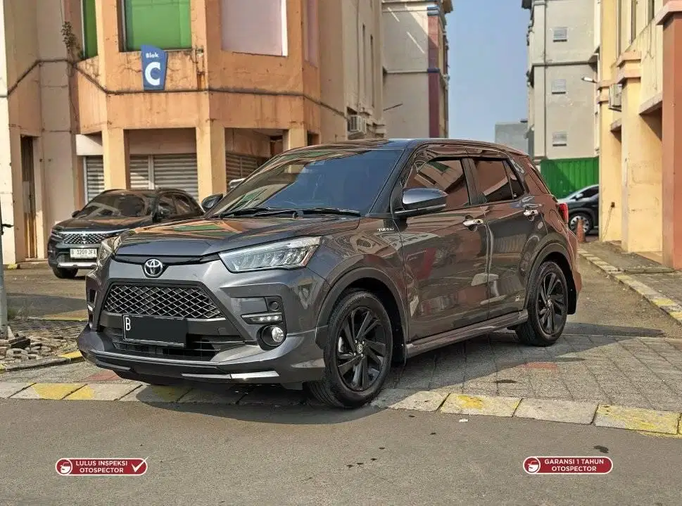 KM 40rb Toyota Raize 1.0 Turbo Gr Sport TSS 2021 Abu Metalik Record
