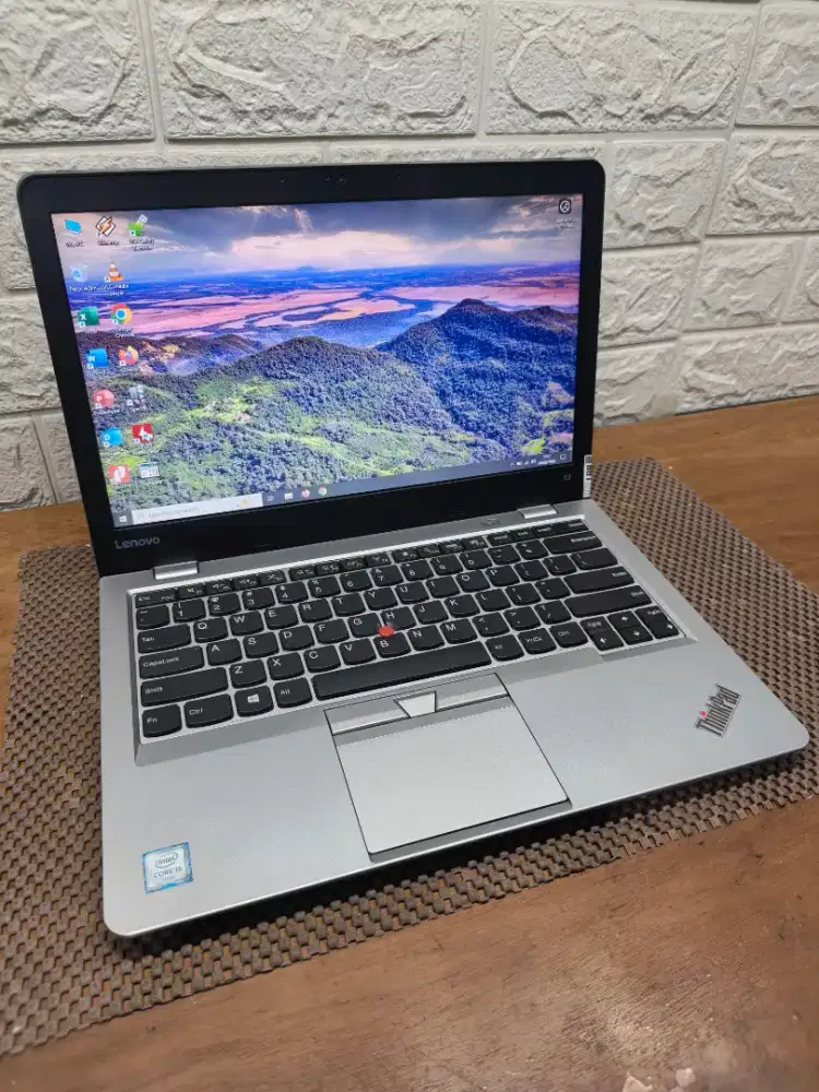 Lenovo Thinkpad 13 intel Core i5 Gen-6 (8/256gb) 13 inch NORMAL
