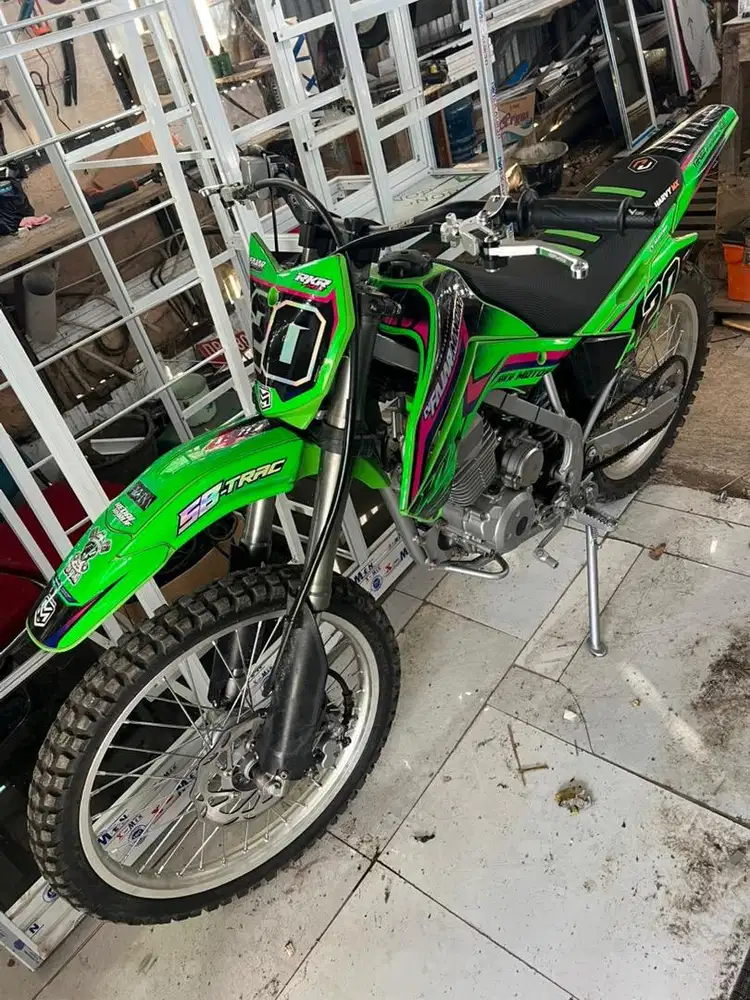 Klx 140 siluman