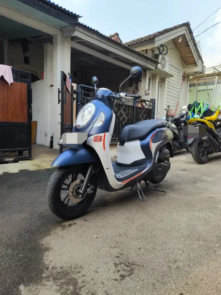 JUAL CEPAT SCOOPY MULUS TAHUN 2024